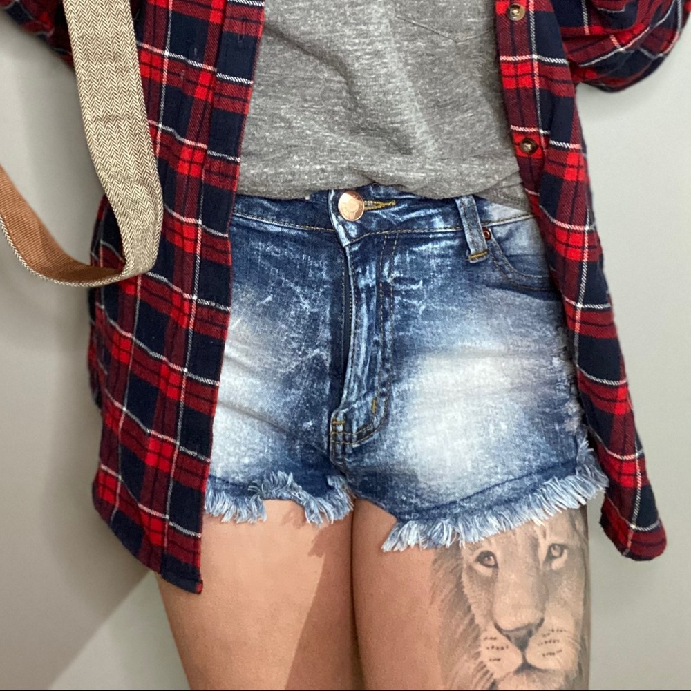 Faded Jean shorts